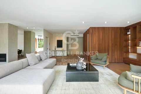 Apartamento de 6 dormitorios en venta en Barcelona, Cataluña, Spain № 5686 - foto 14