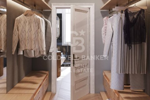 Apartamento de 4 dormitorios en venta en Barcelona, Cataluña, Spain № 5687 - foto 20