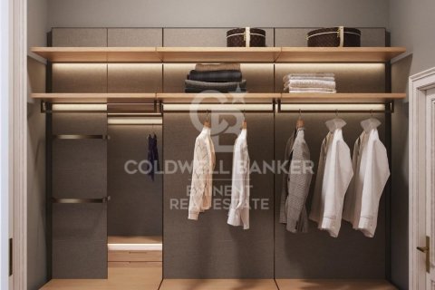 Apartamento de 4 dormitorios en venta en Barcelona, Cataluña, Spain № 5687 - foto 24