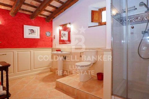 Сasa de 6 dormitorios en venta en Girona, Gerona, Cataluña, Spain № 5900 - foto 19