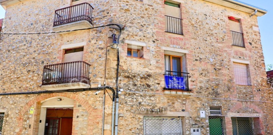 6 chambres house à vendre à Pontos, Girona, Catalonia, Spain № 5901