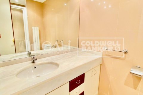 Ático de 4 dormitorios en alquiler en Principado De Andorra (Ninguna Poblacion Tiene C.P.), Lérida, Cataluña, Spain № 7680 - foto 11