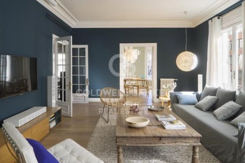 Снять в аренду квартиру в Барселона, Испания с 7 спален, 400м², № 7682 - фото 23