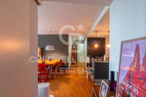 Apartamento de 2 dormitorios en venta en Barcelona, Cataluña, Spain № 7677 - foto 21