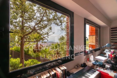 Apartamento de 2 dormitorios en venta en Barcelona, Cataluña, Spain № 7677 - foto 25