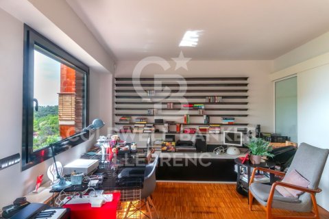 Apartamento de 2 dormitorios en venta en Barcelona, Cataluña, Spain № 7677 - foto 19