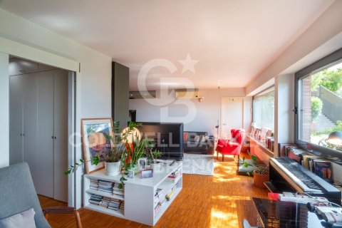 Apartamento de 2 dormitorios en venta en Barcelona, Cataluña, Spain № 7677 - foto 15