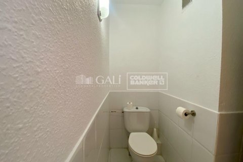 Apartamento de 52 m² en alquiler en Principado De Andorra (Ninguna Poblacion Tiene C.P.), Lérida, Cataluña, Spain № 7681 - foto 8