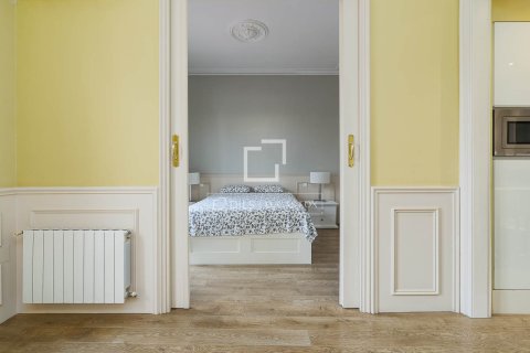 Apartamento de 2 dormitorios en venta en Barcelona, Cataluña, Spain № 3952 - foto 21