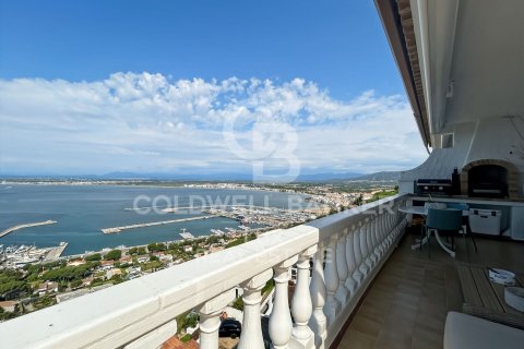 2 bedrooms penthouse for sale in Roses, Girona, Catalonia, Spain № 7722 - photo 9