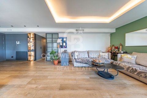 Ático de 4 dormitorios en venta en Badalona, Barcelona, Cataluña, Spain № 7720 - foto 23