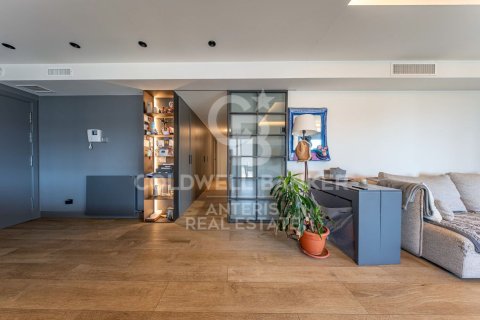 Ático de 4 dormitorios en venta en Badalona, Barcelona, Cataluña, Spain № 7720 - foto 21