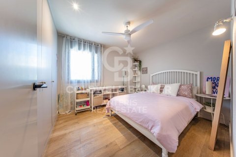 Ático de 4 dormitorios en venta en Badalona, Barcelona, Cataluña, Spain № 7720 - foto 12
