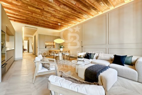 Apartamento de 2 dormitorios en venta en Barcelona, Cataluña, Spain № 7725 - foto 21