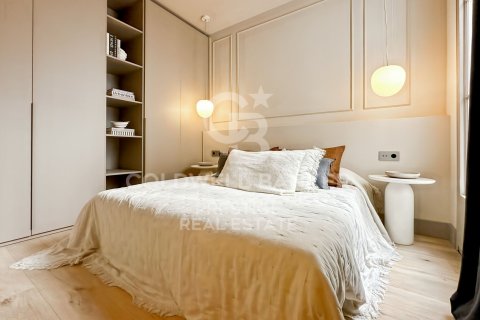 Apartamento de 2 dormitorios en venta en Barcelona, Cataluña, Spain № 7725 - foto 7