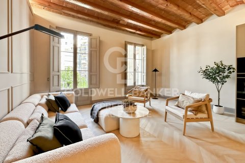 Apartamento de 2 dormitorios en venta en Barcelona, Cataluña, Spain № 7725
