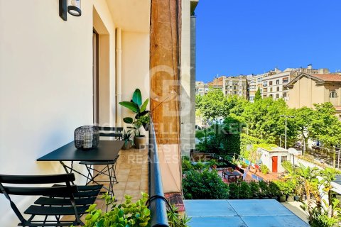 Apartamento de 2 dormitorios en venta en Barcelona, Cataluña, Spain № 7725 - foto 20