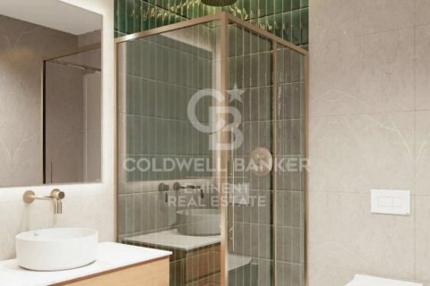 Apartamento de 2 dormitorios en venta en Barcelona, Cataluña, Spain № 7723 - foto 2
