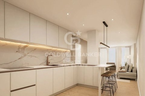 Apartamento de 2 dormitorios en venta en Barcelona, Cataluña, Spain № 7723 - foto 21