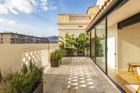 4 bedrooms penthouse for sale in Barcelona, Catalonia, Spain № 3920 - photo 8