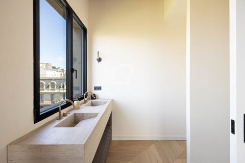 4 bedrooms penthouse for sale in Barcelona, Catalonia, Spain № 3920 - photo 30