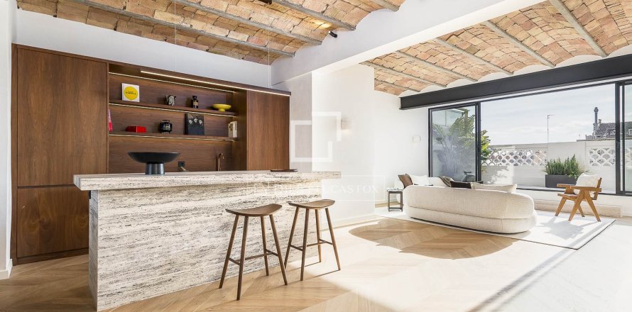 4 bedrooms penthouse for sale in Barcelona, Catalonia, Spain № 3920