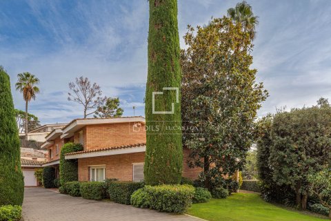 6 bedrooms villa for sale in Premia De Dalt, Barcelona, Catalonia, Spain № 3915 - photo 8
