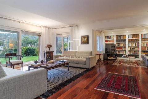 6 bedrooms villa for sale in Premia De Dalt, Barcelona, Catalonia, Spain № 3915 - photo 15