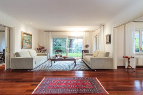 6 bedrooms villa for sale in Premia De Dalt, Barcelona, Catalonia, Spain № 3915 - photo 3