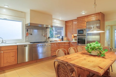 6 bedrooms villa for sale in Premia De Dalt, Barcelona, Catalonia, Spain № 3915 - photo 19