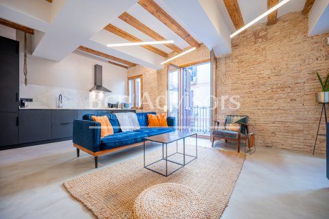 2 bedrooms apartment for sale in Barcelona, Catalonia, Spain № 2873 - photo 6
