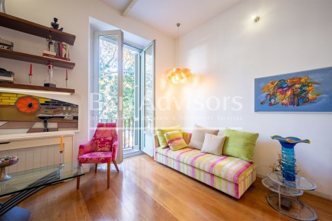 2 bedrooms apartment for sale in Barcelona, Catalonia, Spain № 2874 - photo 5