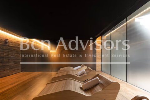 Apartamento de 3 dormitorios en venta en Barcelona, Cataluña, Spain № 2875 - foto 8