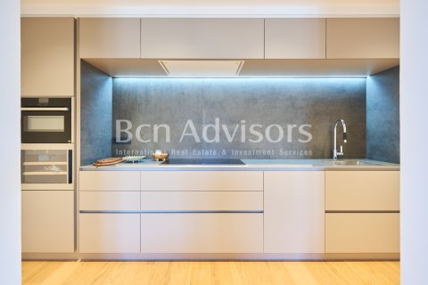 Apartamento de 2 dormitorios en venta en Barcelona, Cataluña, Spain № 2876 - foto 18
