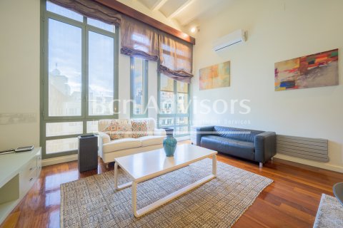 Apartamento de 2 dormitorios en venta en Barcelona, Cataluña, Spain № 2871 - foto 25