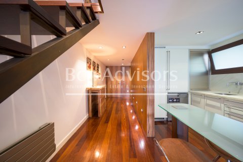 Apartamento de 2 dormitorios en venta en Barcelona, Cataluña, Spain № 2871 - foto 9