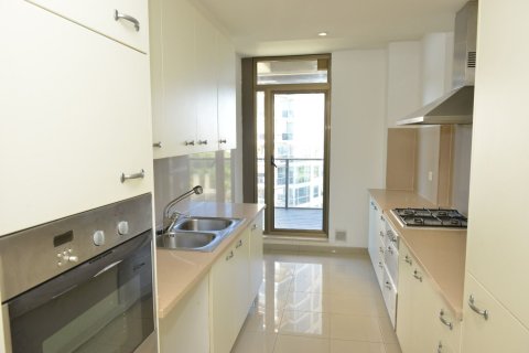 Apartamento de 4 dormitorios en venta en Barcelona, Cataluña, Spain № 7620 - foto 5