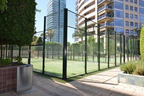 Apartamento de 4 dormitorios en venta en Barcelona, Cataluña, Spain № 7620 - foto 30