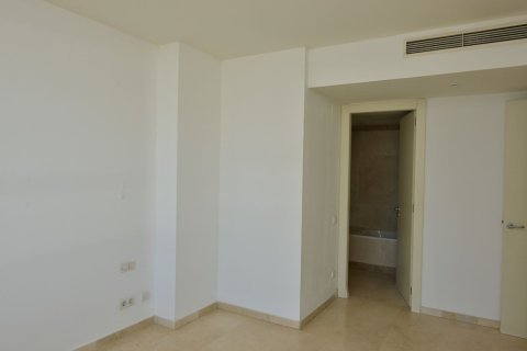 Apartamento de 4 dormitorios en venta en Barcelona, Cataluña, Spain № 7620 - foto 14