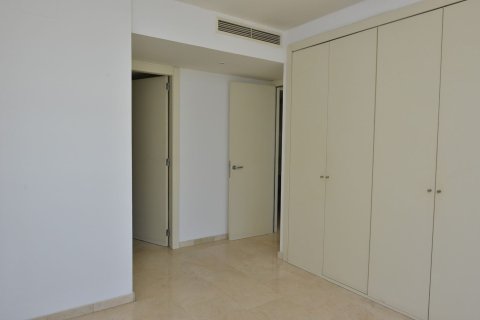 Apartamento de 4 dormitorios en venta en Barcelona, Cataluña, Spain № 7620 - foto 9