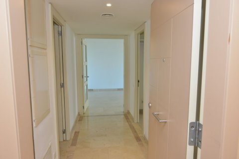 Apartamento de 4 dormitorios en venta en Barcelona, Cataluña, Spain № 7620 - foto 7