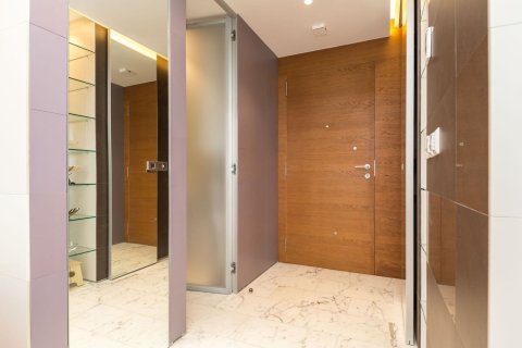 Купить квартиру в Барселона, Испания с 2 комнаты, 133м², № 7617 - фото 30