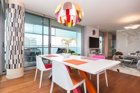 Купить квартиру в Барселона, Испания с 2 комнаты, 133м², № 7617 - фото 17