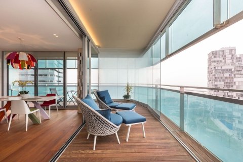Купить квартиру в Барселона, Испания с 2 комнаты, 133м², № 7617 - фото 9