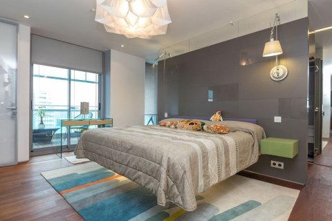 Купить квартиру в Барселона, Испания с 2 комнаты, 133м², № 7617 - фото 19