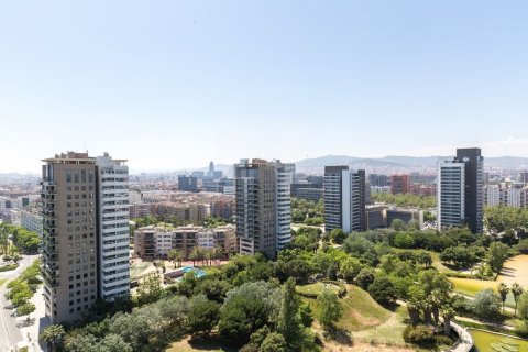 Купить квартиру в Барселона, Испания с 4 комнаты, 145м², № 7616 - фото 8