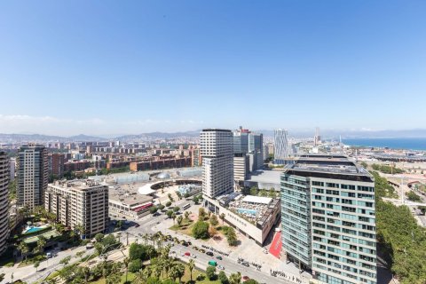 Купить квартиру в Барселона, Испания с 4 комнаты, 145м², № 7616 - фото 4