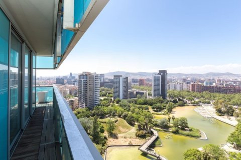 Купить квартиру в Барселона, Испания с 4 комнаты, 145м², № 7616 - фото 9
