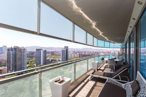 Купить квартиру в Барселона, Испания с 4 комнаты, 145м², № 7616 - фото 10