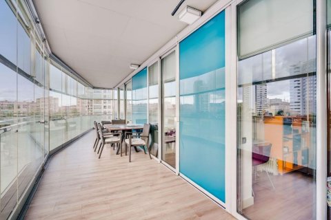 Apartamento de 3 dormitorios en venta en Barcelona, Cataluña, Spain № 7619 - foto 10
